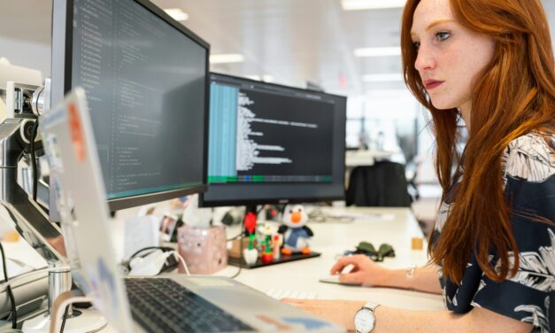 Les ingénieurs les mieux payés : secteurs et compétences à privilégier