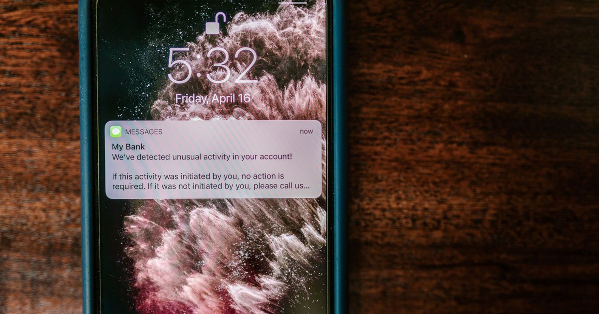 SMS d&rsquo;amende ANTAI : comment démasquer le faux et réagir